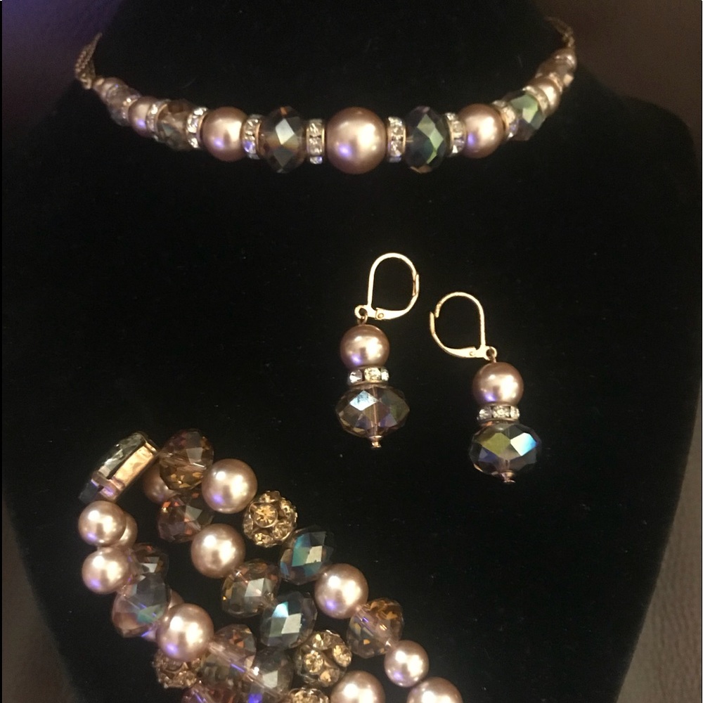 Beautiful 3 piece jewelry set
